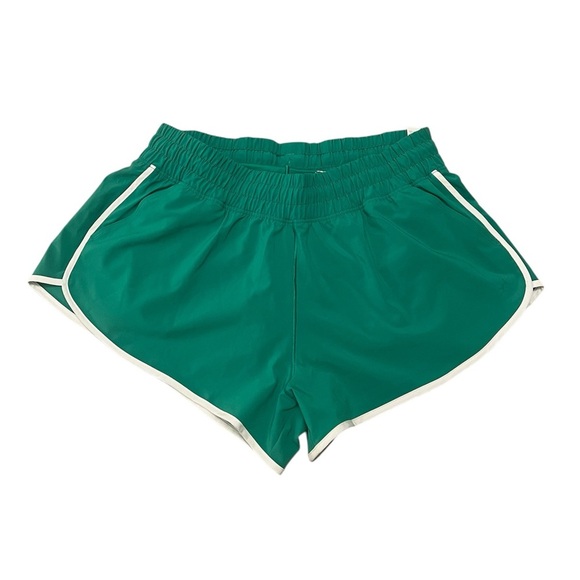 Aerie Women's OFFLINE Hot Stuff Low Rise Short-Green-Size Medium - Picture 3 of 9